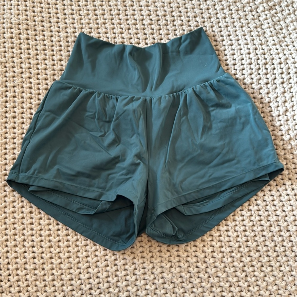 HALARA Black High Waist Athletic Shorts